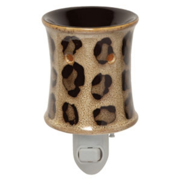 💜-SCENTSY | LEOPARD PLUG IN - Picture 2 of 3